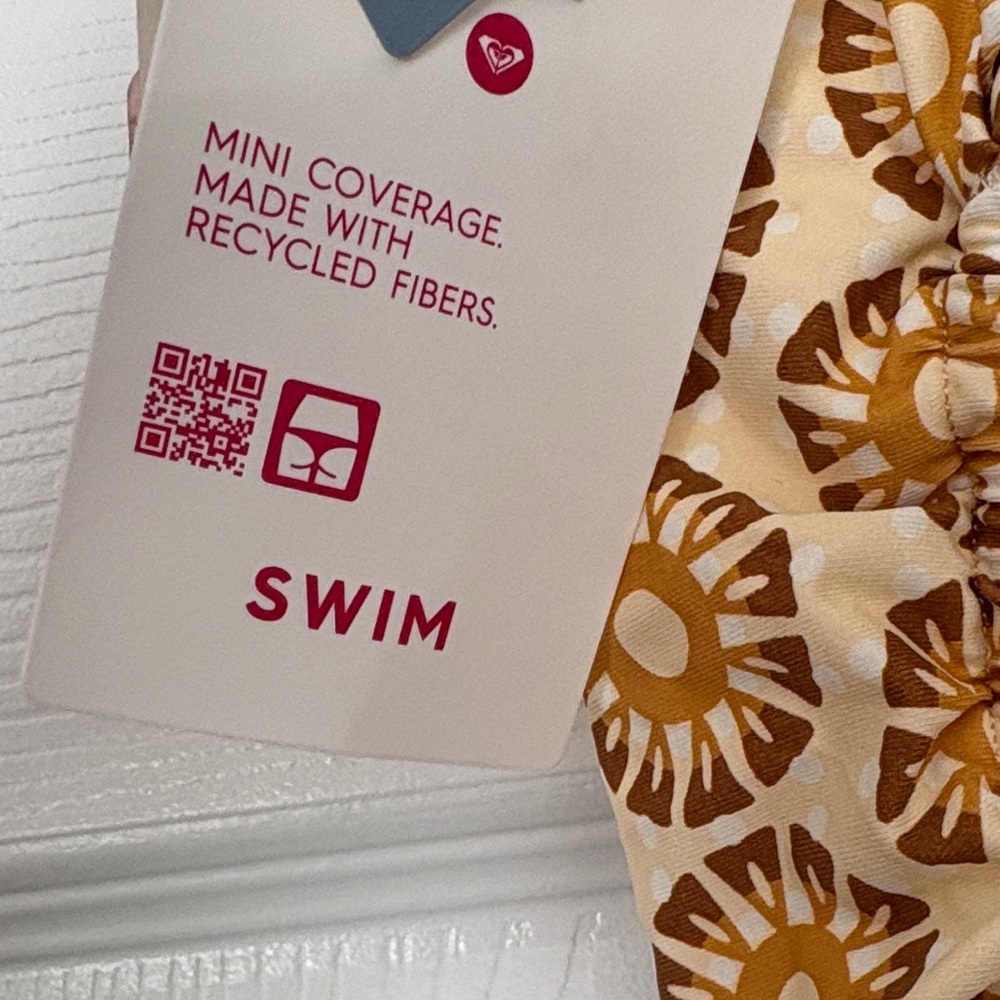 NWT Roxy Cream and Mustard Floral Medallion One-Piece Swimsuit - Picture 7 of 9